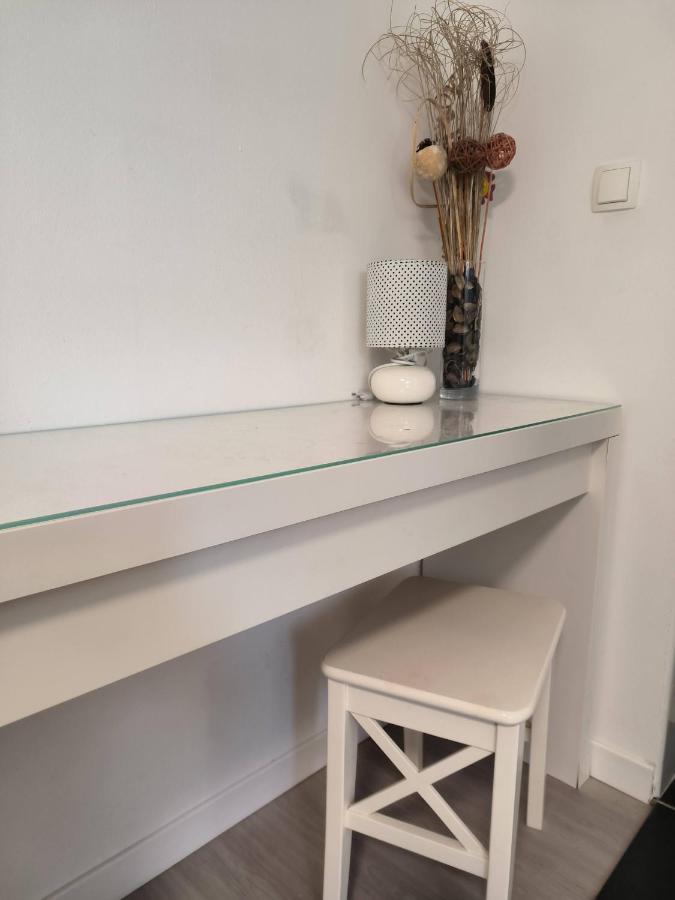 Villa Mihaela - Apartment Ana Cesarica Bagian luar foto